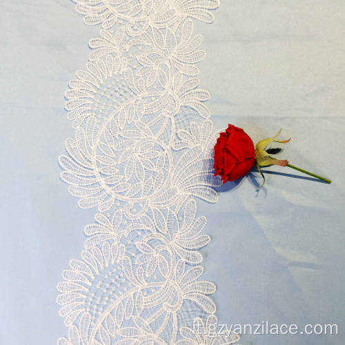 Nastro con rifiniture in pizzo da sposa vintage